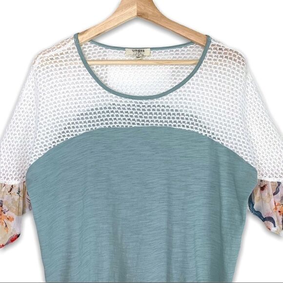 Umgee Open Knit Flutter Sleeve Top - Picture 2 of 6